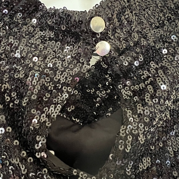Cable & Gauge Black Sequin Top - Picture 3 of 5